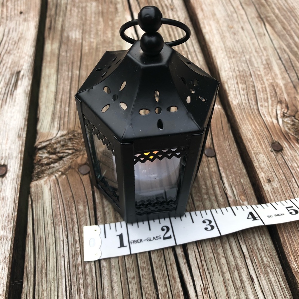 A Pair of tiny Arabesque lanterns - Picture 7 of 10